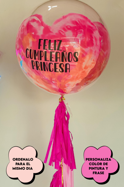 Globo de burbuja con corazón mediano